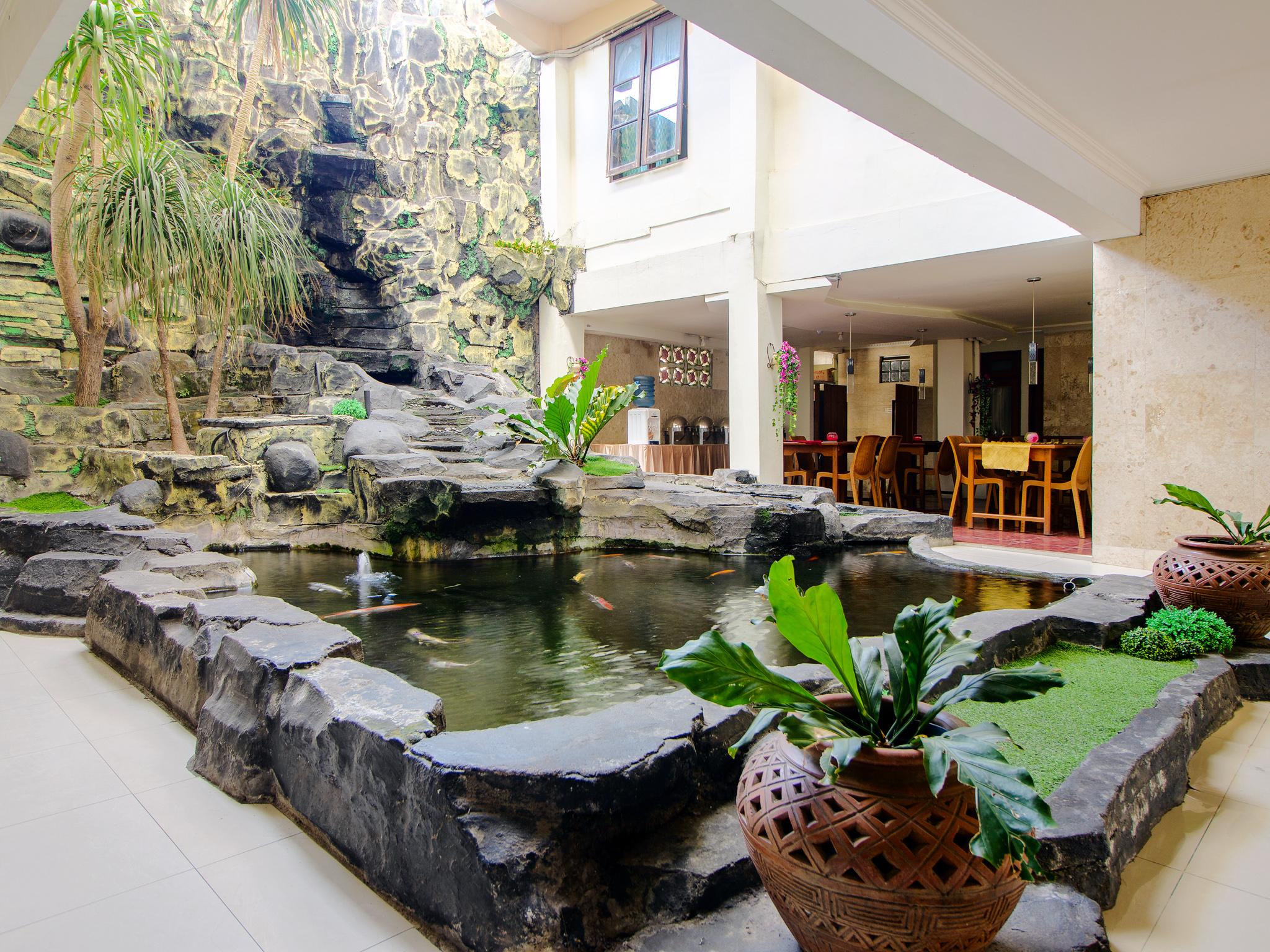 Oyo 1683 Hotel Musafira Syariah Yogyakarta Exterior foto